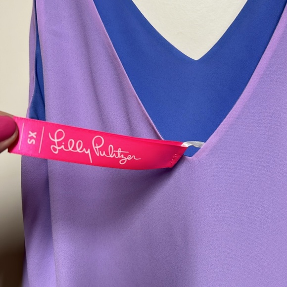 REVERSIBLE FLORIN V-NECK TOP - Picture 2 of 4